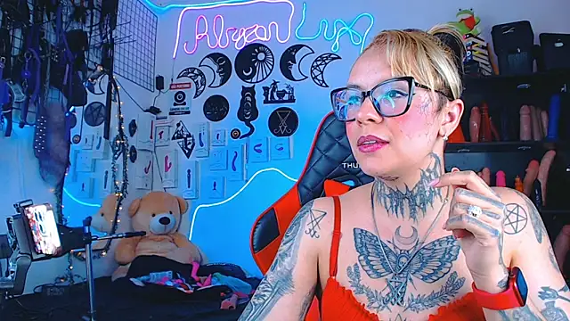 AbyzouLux online show from 09.17.25