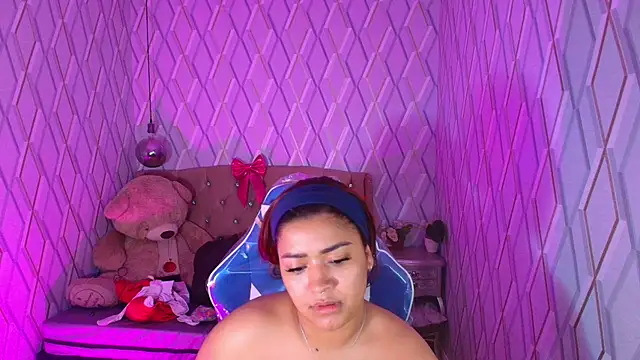 NicolleTaylor online show from 01.07.26