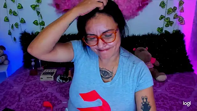 MegamKim online show from 11.11.25