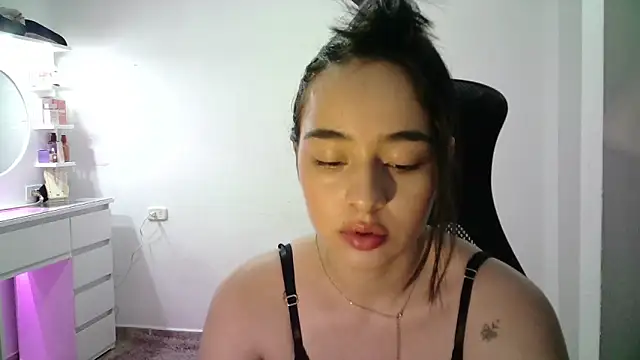 aineangeel online show from 11.22.25