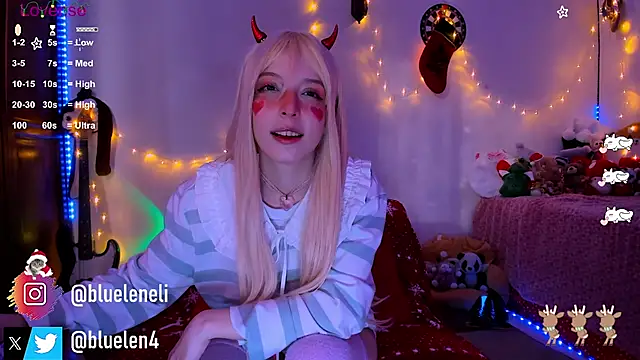 Snapshot of bluelen chatting on 12.11.24 bluelen online show from 12.11.24