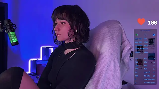 deadlysweet online show from 01.06.25
