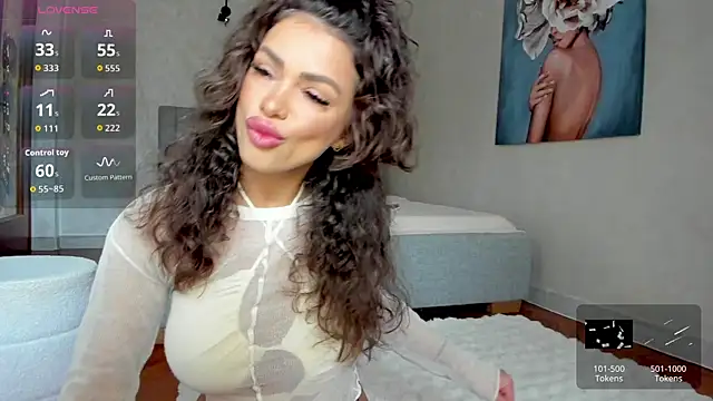 Snapshot of Selena_Reeves chatting on 07.13.26 Selena Reeves online show from 07.13.26