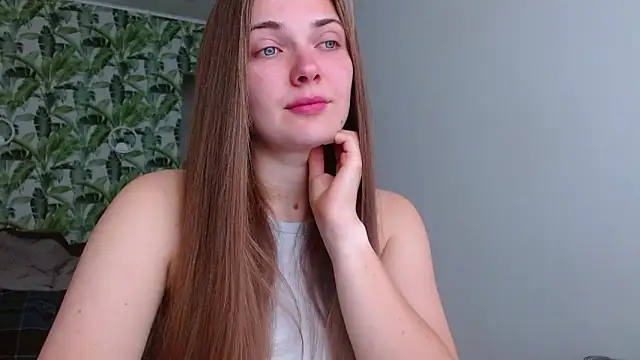 Olivia shine online show from 09.18.25