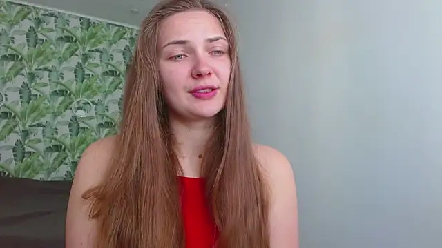 Snapshot of Olivia_shine chatting on 06.17.26 Olivia shine online show from 06.17.26