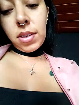 Snapshot of Emily_Wane chatting on 09.17.25 Emily Wane online show from 09.17.25