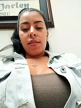 Snapshot of Emily_Wane chatting on 09.24.25 Emily Wane online show from 09.24.25