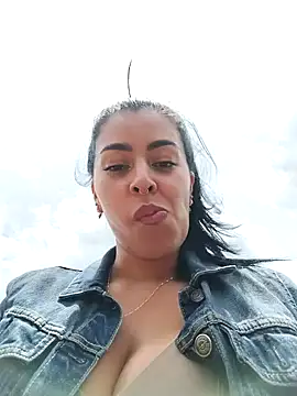 Snapshot of Emily_Wane chatting on 09.26.25 Emily Wane online show from 09.26.25