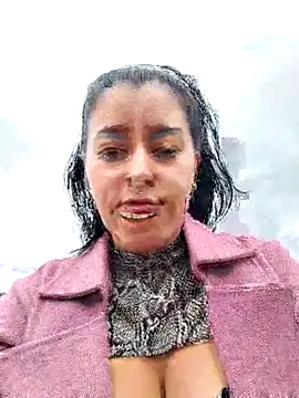 Snapshot of Emily_Wane chatting on 10.03.25 Emily Wane online show from 10.03.25