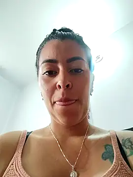 Snapshot of Emily_Wane chatting on 10.05.25 Emily Wane online show from 10.05.25