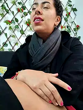 Snapshot of Emily_Wane chatting on 10.17.25 Emily Wane online show from 10.17.25