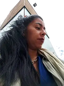 Snapshot of Emily_Wane chatting on 10.29.25 Emily Wane online show from 10.29.25