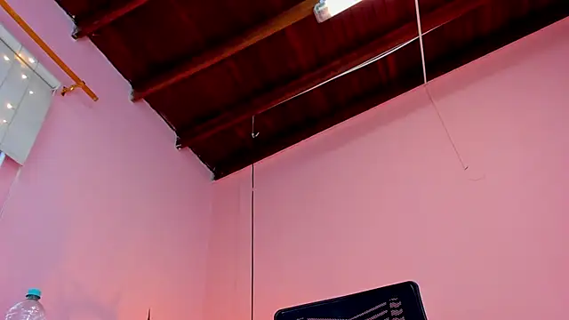  aline hall online show from 03.10.25