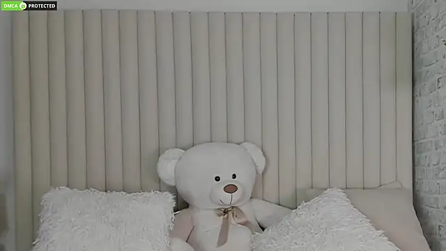 RachelCart online show from 11.04.25