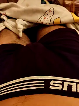 Snapshot of Lucifer21dragon chatting on 10.17.25 Lucifer21dragon online show from 10.17.25