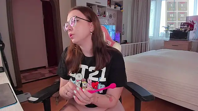elisejays online show from 02.13.25