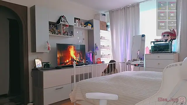 elisejays online show from 09.14.25
