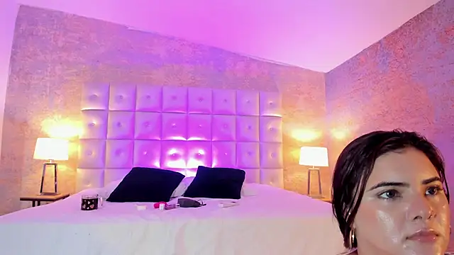 EVELIN MASON online show from 09.18.25