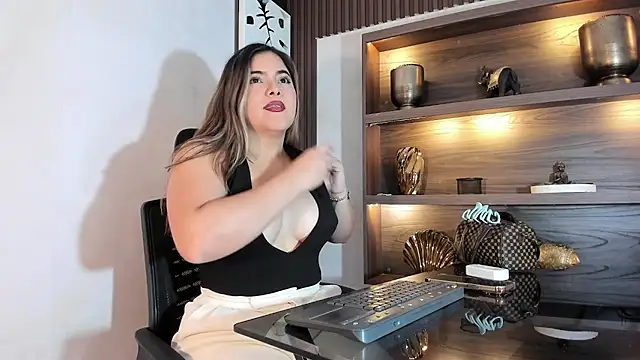 EVELIN MASON online show from 05.28.26