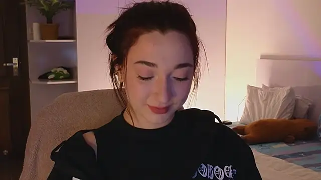 YasmineWest online show from 06.14.26
