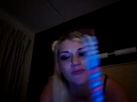 SexxxiLexiiii online show from 12.15.25