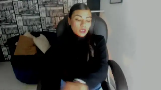 Lilithsabeth online show from 02.12.25