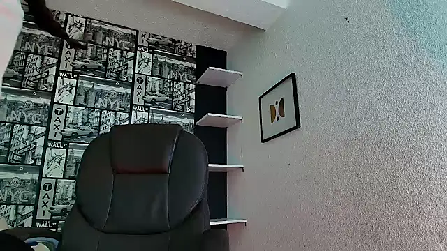 Lilithsabeth online show from 02.17.25