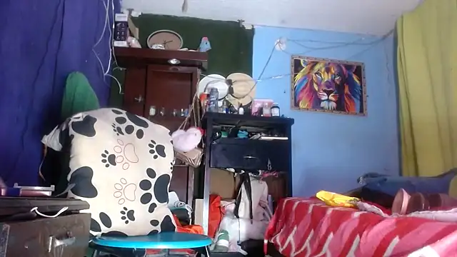 Snapshot of CamelliaLong chatting on 10.21.25 CamelliaLong online show from 10.21.25