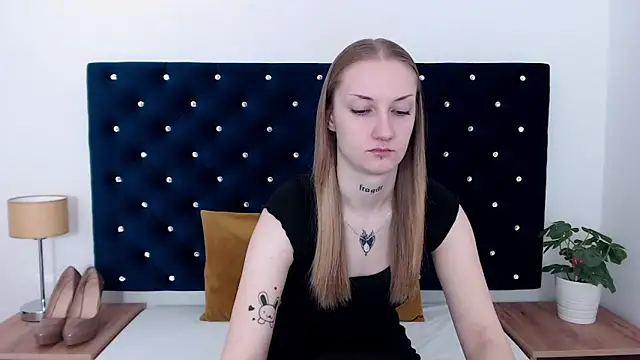 AlexaTease online show from 12.10.24