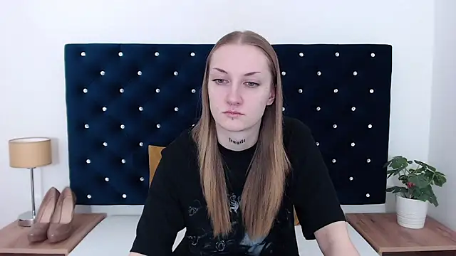 AlexaTease online show from 12.29.24