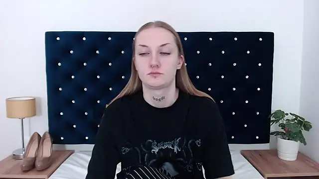 AlexaTease online show from 12.30.24