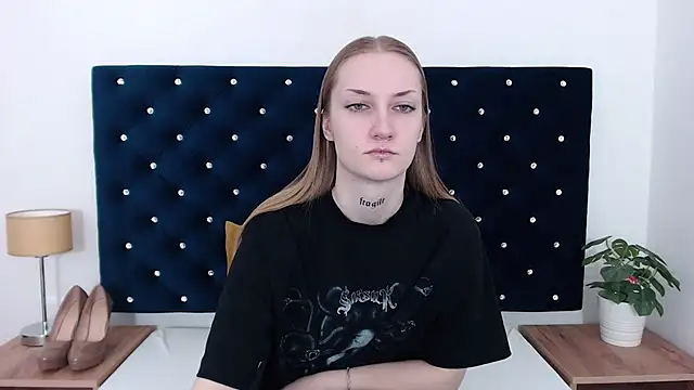 AlexaTease online show from 01.07.25