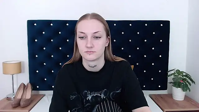 AlexaTease online show from 01.07.25