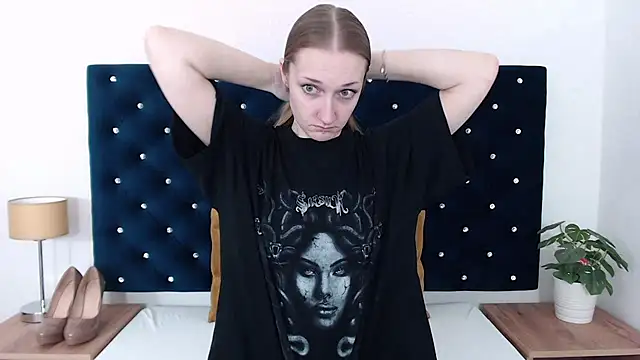 AlexaTease online show from 01.07.25