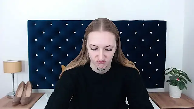 AlexaTease online show from 01.13.25