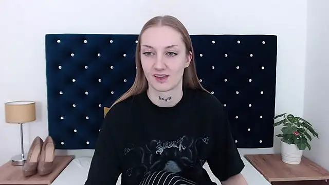AlexaTease online show from 01.21.25