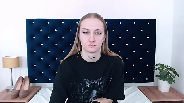 AlexaTease online show from 01.27.25