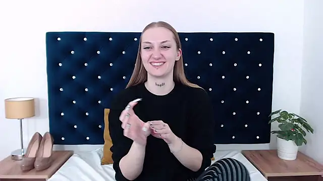 AlexaTease online show from 01.30.25