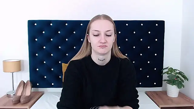 AlexaTease online show from 01.31.25