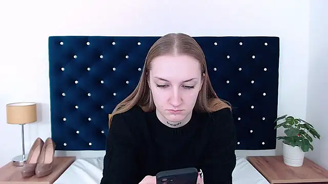 AlexaTease online show from 01.31.25
