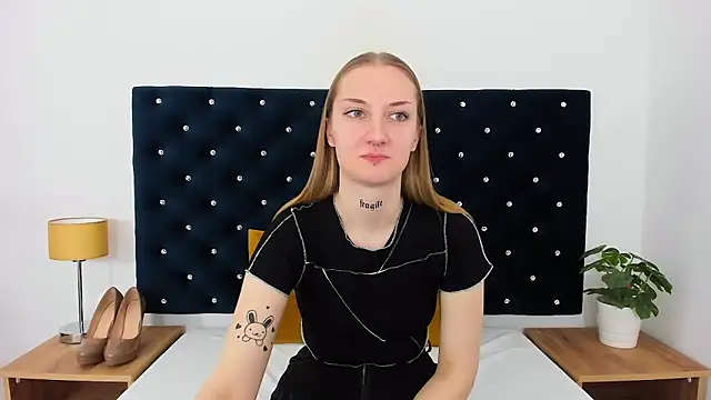 AlexaTease online show from 02.27.25