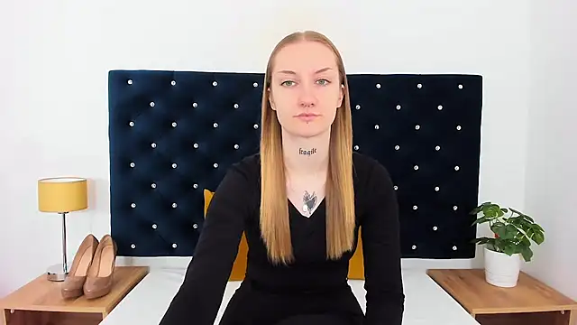AlexaTease online show from 03.17.25