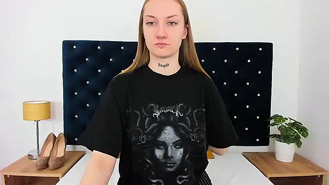 AlexaTease online show from 03.19.25