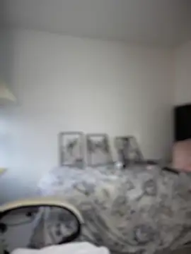 Snapshot of horny_roomiess chatting on 10.22.25 horny roomiess online show from 10.22.25