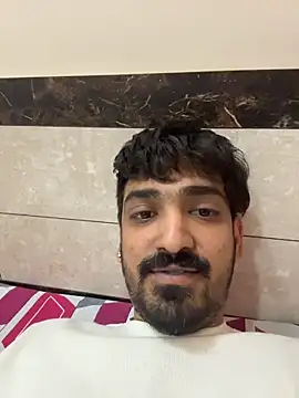 hornyguy271192 online show from 02.11.26