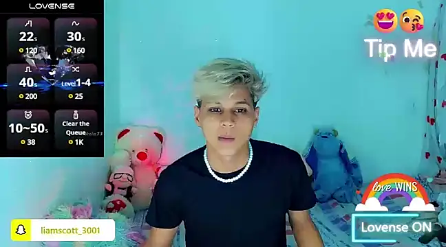 Liamscott  online show from 12.03.24