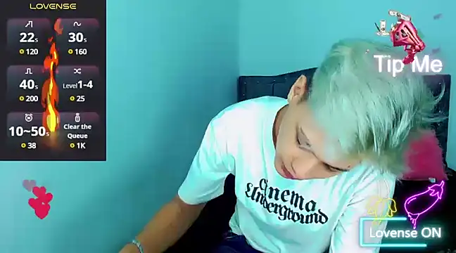 Liamscott  online show from 01.30.25