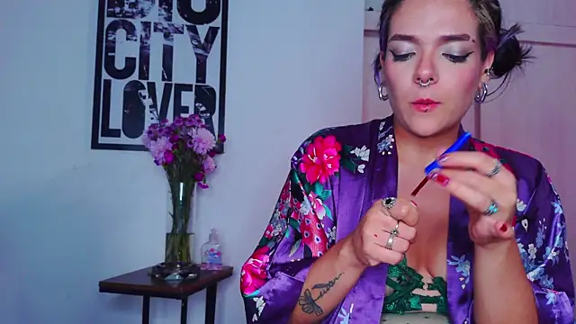 purple em69 online show from 09.21.25