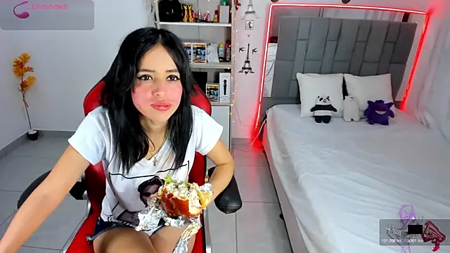 HannaSexyy online show from 11.04.25