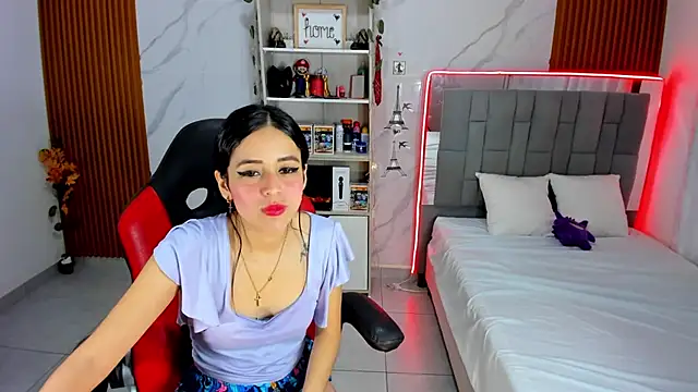 HannaSexyy online show from 11.18.25